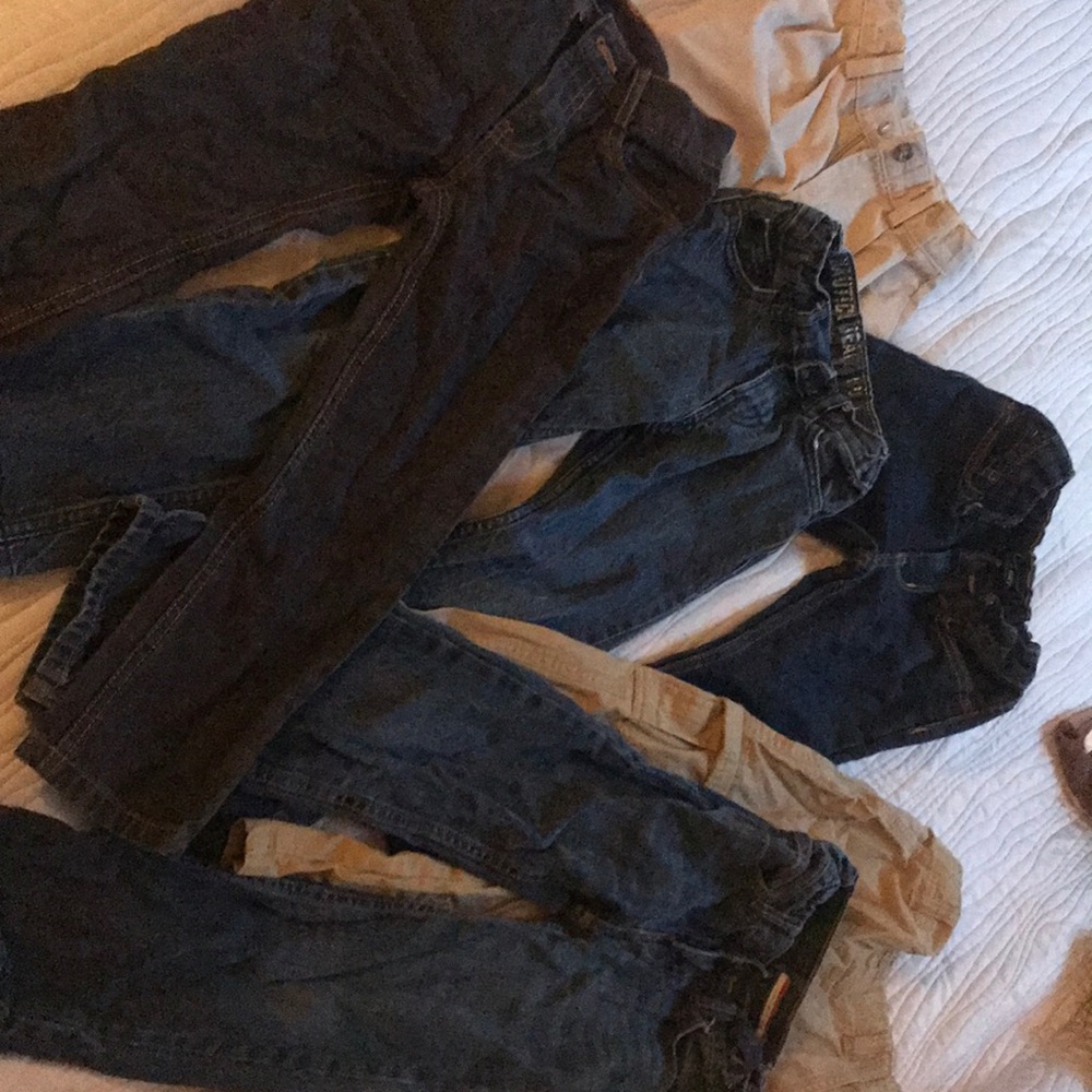Bundle of 6 boys jeans and khaki pants size 5
